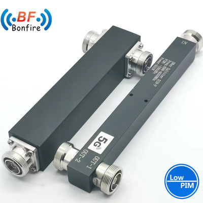 Direttamente 350-3800MHz RF 10W 4 Way Microstrip Signal Power Splitter Grigio/Rosso/Nero/Personalizzato