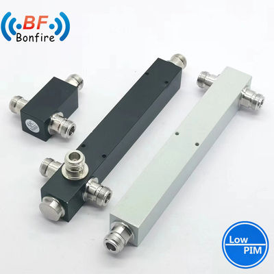 Worldpeak RF Power Splitter per stazione base 2 Way 100W 350-3800MHz SMA Tipo di connettore femminile