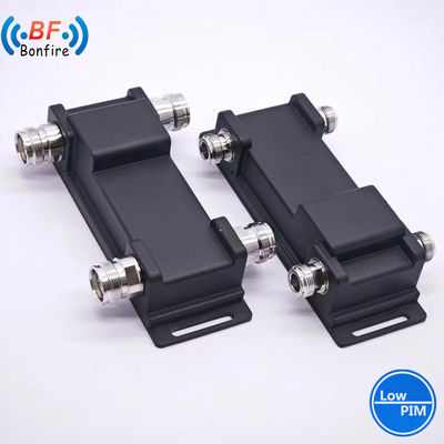 4.3-10-F/DIN-F/N-F 698-4000MHz Combinatore ibrido a bassa potenza