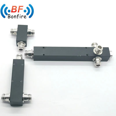 350-3800MHz RF 2 Way Power Divider/Splitter 50W con SMA Female Connector 1 Input 2 Output Isolamento elevato