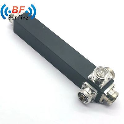 GPS 698-4000MHz RF Power Splitter con 3 Way P3 Splitting e DIN-Female Connector