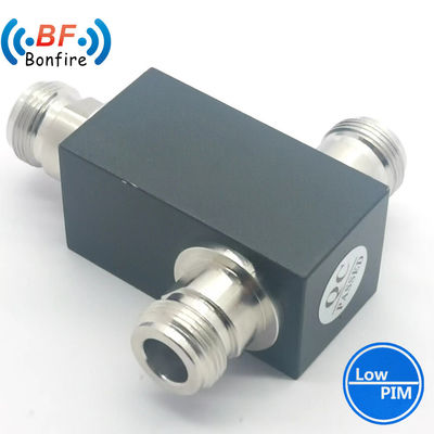 Splitter di potenza per cavità UHF a 3 vie 698-3800MHz 1X4 1X8 Splitter a 3 vie con colore grigio