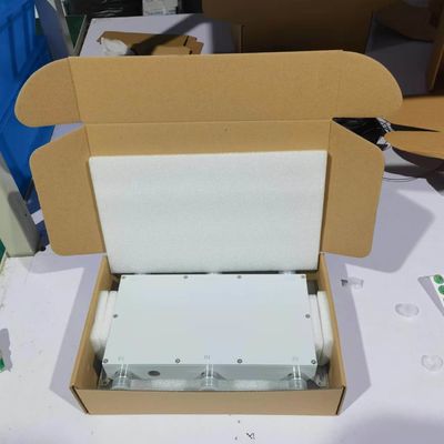 Pacco Peso lordo 1.410kg 698-2700MHz 3X3 Matrice N Femminile Combinatori ibridi bassi Vswr