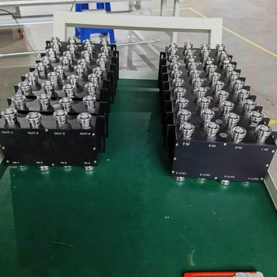 300W 155pim RF Hybrid Coupler Hybrid Combiner per Das Ibs 698-4000MHz 4 4 4in 4out