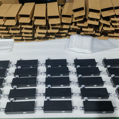 OHQ-0560-XX1101 N-F Interfaccia 555-6000MHz Accoppiatore attivo per soluzioni in edificio