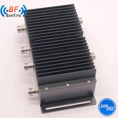 Grigio DQ-XXXXX 4 in 4 Hybrid Combiner con parametri personalizzati 617-3800MHz -161dbc