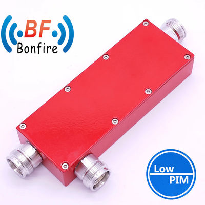 698MHz-3800MHz Intervallo di frequenza 300W 0.44dB Accoppiatore direzionale a bassa perdita di inserimento