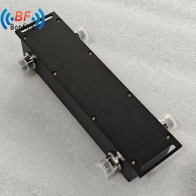 IP65 2in 2out 5g 698-3800MHz N-femminile RF ibrido accoppiatore combinato interno / esterno