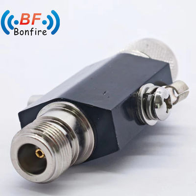 Peso lordo 0.220kg N-M a N-F/N-F a 4.3-10-F/4.3-10-M a 4.3-10-F Protector RF Surge