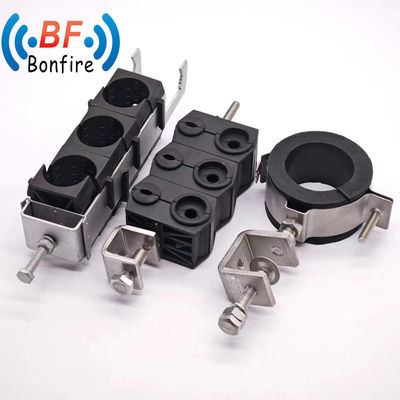 15.00cm * 6.00cm * 1.50cm Dimensione del pacchetto Double Type Fiber Feeder Clamp RF Cable Clamp