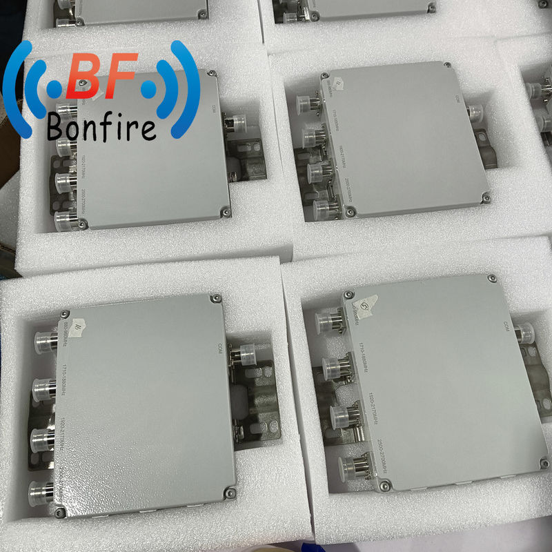 Topwave 1710-2700MHz RF Low Pim Quadplexer DIN Femminile -155dbc Quad-Band Combiner Grigio