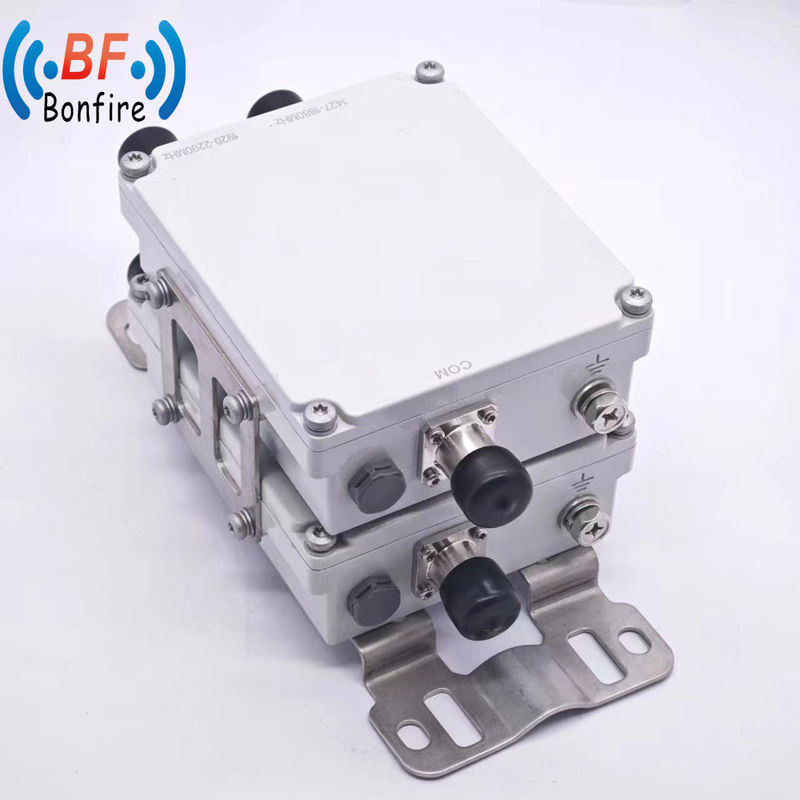 4.3-10 F Diplexer RF a banda larga 1710-2170MHz 2300-2690MHz 4.3-10 Duplexer femminile a bassa Pim