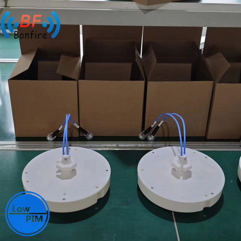 12dBi Gain N Female Indoor Connector 3300-4000MHz 5g LTE Outdoor Sector Panel Antenna