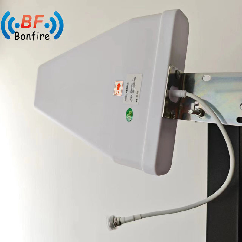 Antenna interna 698-4000MHz 2/3/5dBi per capacità di amplificazione del segnale 4G 5G