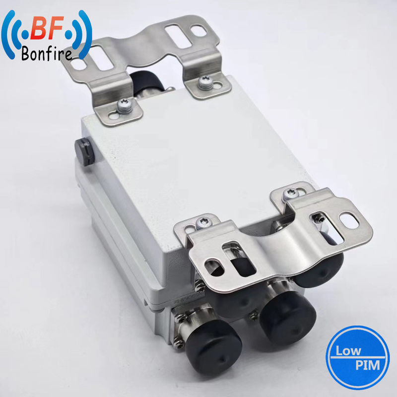 UHF 1710-2170MHz 2300-2690MHz Trasmettitore Low Pim Combiner Combinatore RF N Femminile Tipo 100W