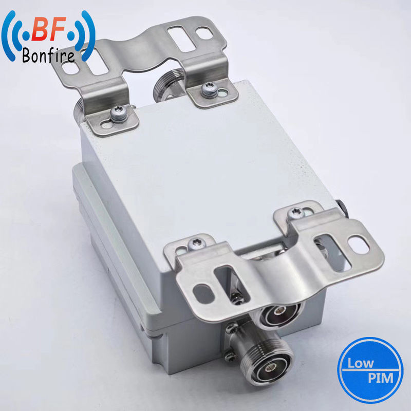 HLQ-XXXXX 4.3-10 F / DIN-F Apparecchiature di rete all'aperto per interni per 1710-2170MHz 2300-2690MHz