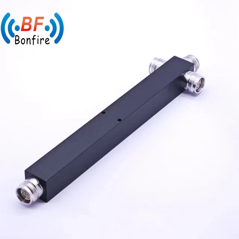 Rosso 698-4200MHz -160dbc IP65 4.3-10 Femminile Cavità 3 Way Power Splitter per Ibs e Das