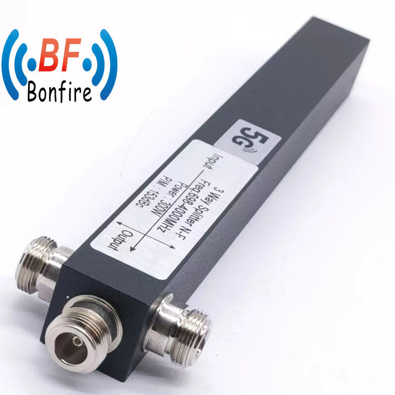3 Way 617-4000MHz Low Pim 4.3-10 Female Cavity Power Splitter per la produzione OEM / ODM