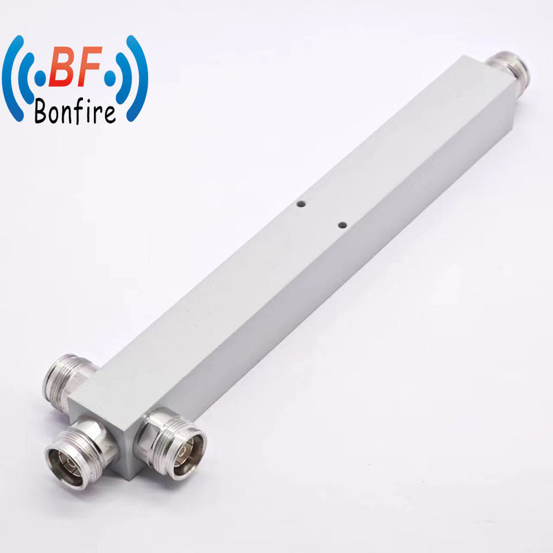 Alta potenza 617-4000MHz Splitter di potenza a banda larga RF Grigio Dividitore di potenza a 3 vie -160dbc
