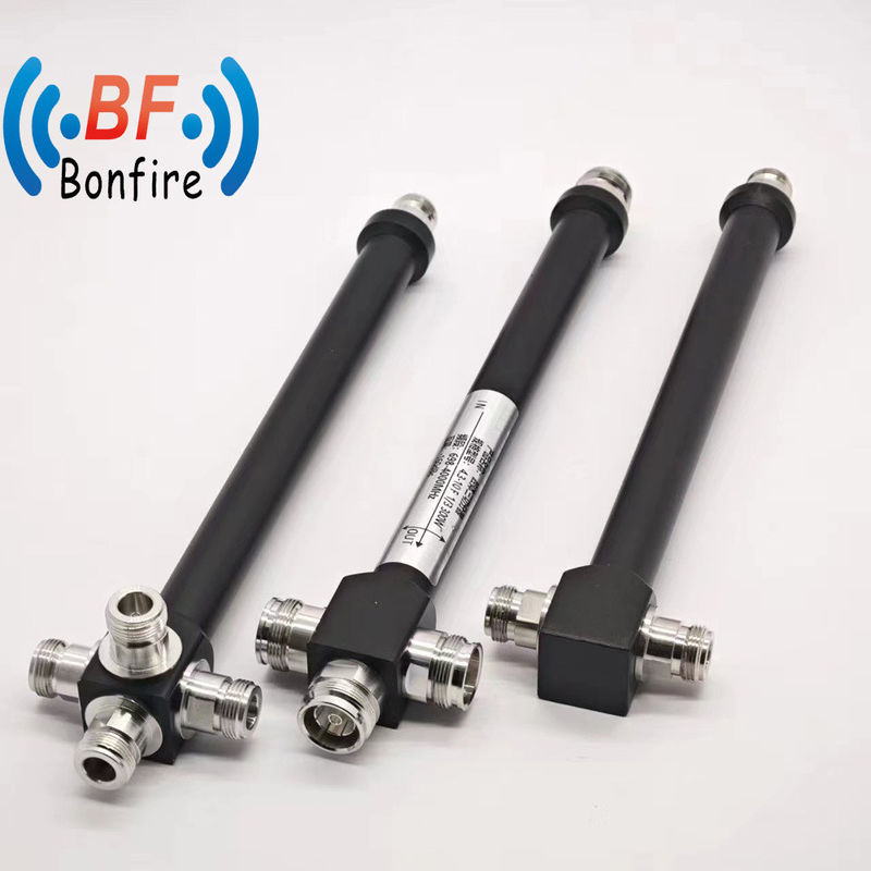 Splitter di potenza reattiva a banda larga ad alta potenza a due vie 2400-6000MHz NF Grigio/rosso