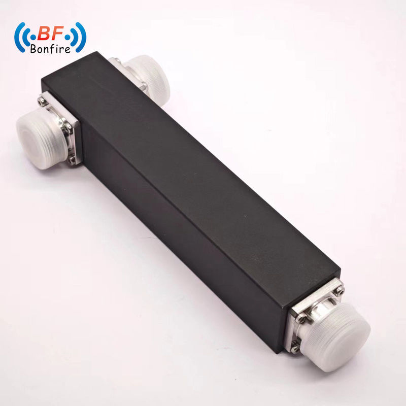 Splitter di potenza reattiva ad alta potenza a banda larga 2400-6000MHz DIN-F per interni/esterni IP65