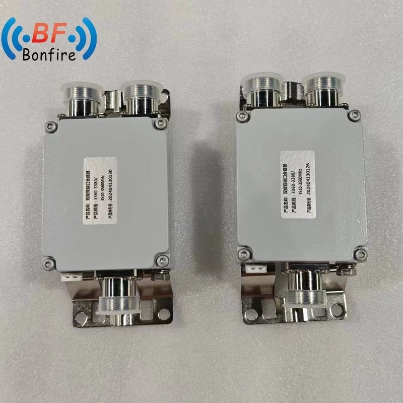 Combinatore RF ad attenuatore fisso da 100W 2300-2400 2500-2700MHz 40dB N Combinatore a doppia banda