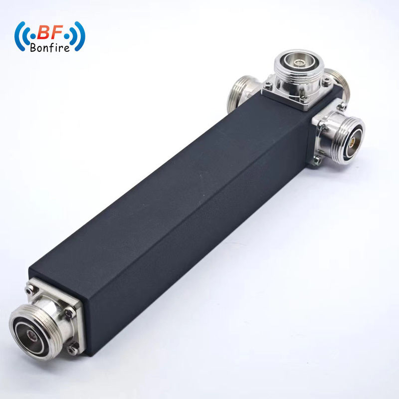 3 Way Power Splitter 5000-6000MHz N femmina IP60 Grigio/rosso Pacchetto Peso lordo 0,510kg