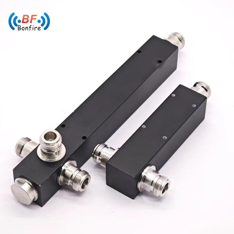 12.00cm * 7.00cm * 4.00cm Dimensione del pacchetto 5000-6000MHz 2 Way Power Divider N Femminile per sistema radar