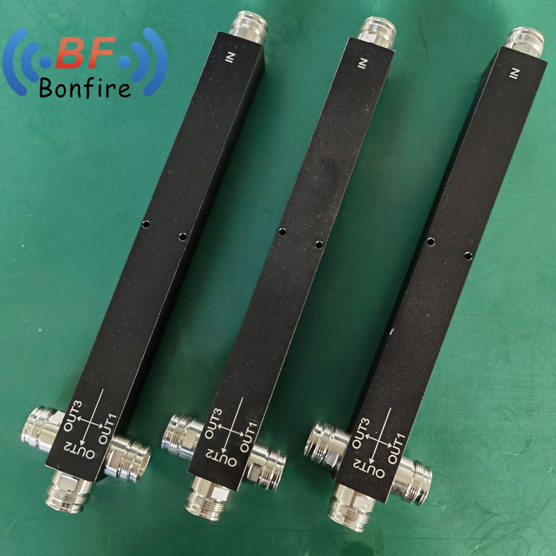50W 2 Way Microwave Power Splitter Divider per interni/esterni IP65 617-4000MHz N Femminile