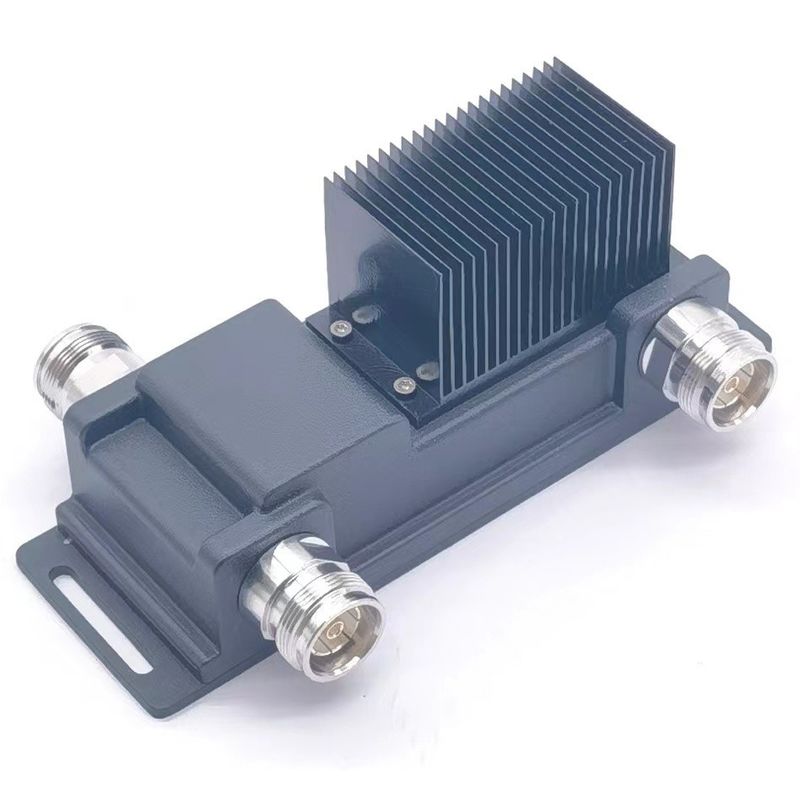 0.380kg Pacco Peso lordo 698-3800MHz 2in 1out Accoppiatore ibrido 4.3-10f DQ-0738-217701