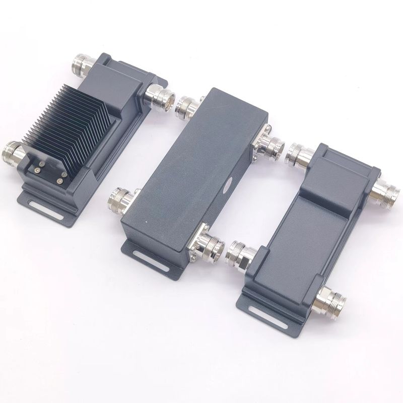 4.3-10-F 617-3800MHz 2/1 2/2 RF Hybrid Coupler Package Dimensione 17.00cm * 6.00cm * 3.00cm