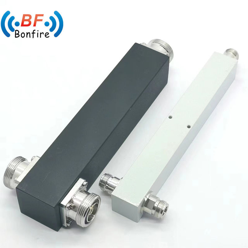698-3800MHz Sicurezza pubblica 3 vie N-Female Power Splitter per sistemi di telecomunicazione
