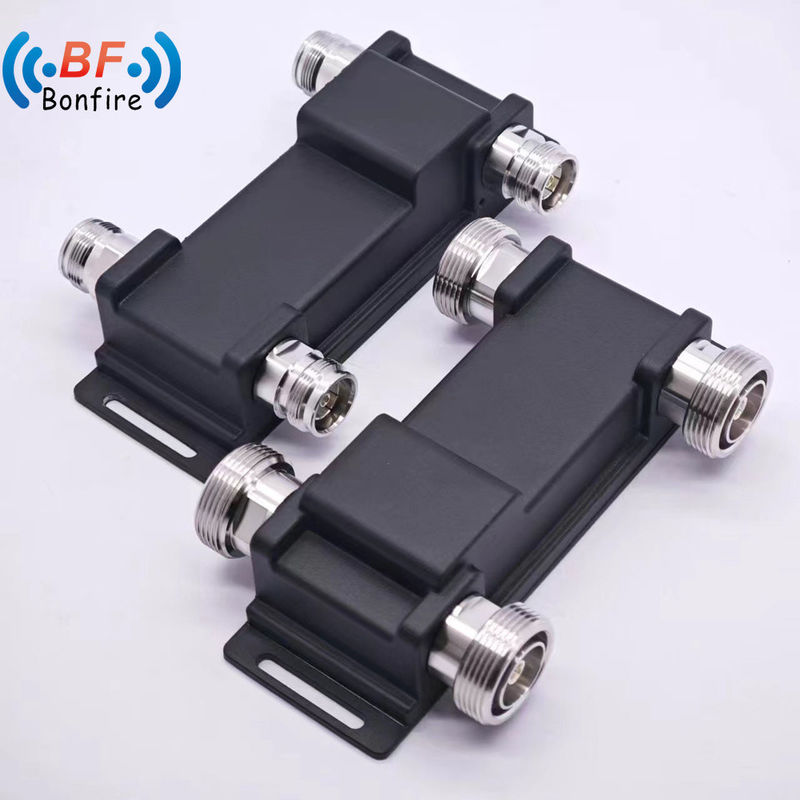2X1 3dB 698-4000MHz Accoppiatore ibrido Combinatore ibrido DIN Femminile per la capacità complessiva