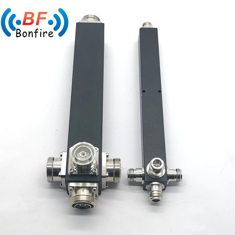 350-3800MHz 2 Way Cavity Power Divider Splitter SMA Tipo femminile per grigio/rosso/nero