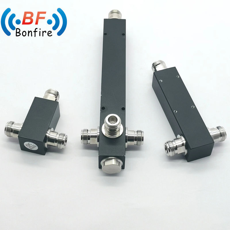 GFQ-XXXXXX 2 3 4 Way IP65 N-Female 698-6000MHz Divider di potenza del segnale nero
