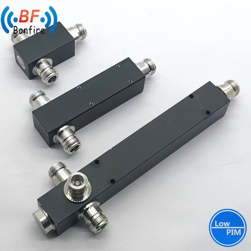 Capacità Ibs/Das Splitter di potenza RF personalizzato 698-4000MHz con connettore femminile DIN