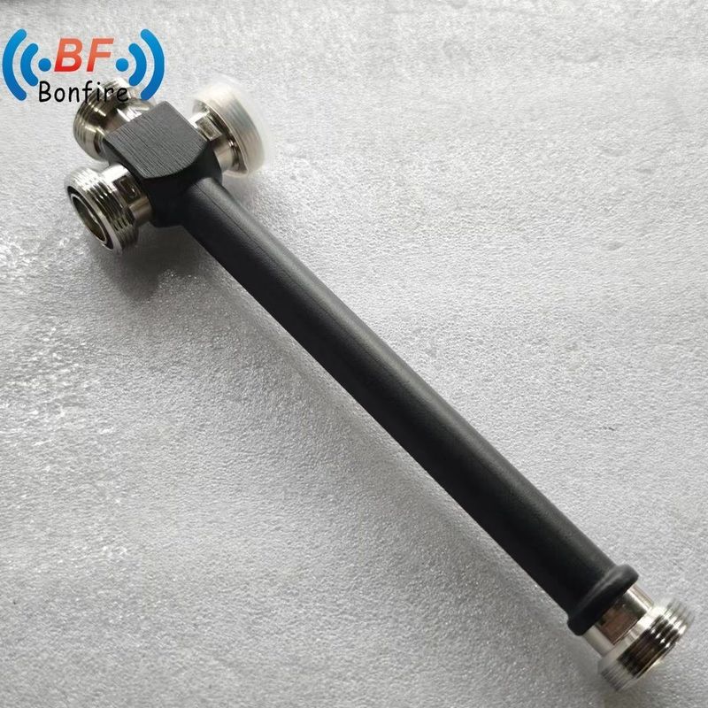 RF 2 3 4 Way IP65 DIN-Female Grey Divider di potenza del segnale personalizzato 700-2700MHz