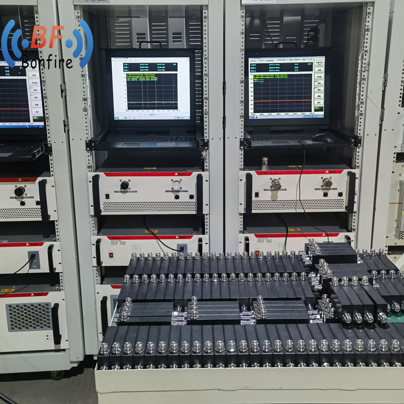 Interfaccia DIN-F OHQ-0338-XX3301 Accoppiatore RF di comunicazione 350-3800MHz per DAS IBS