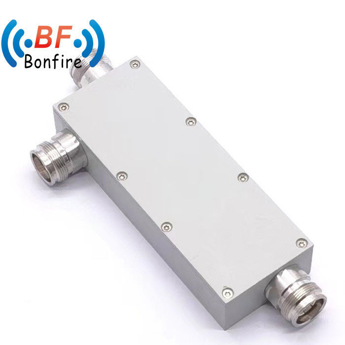 Accoppiatore direzionale RF a perdita di 300W 1.47dB 7dB grado di accoppiamento per 698MHz-3800MHz