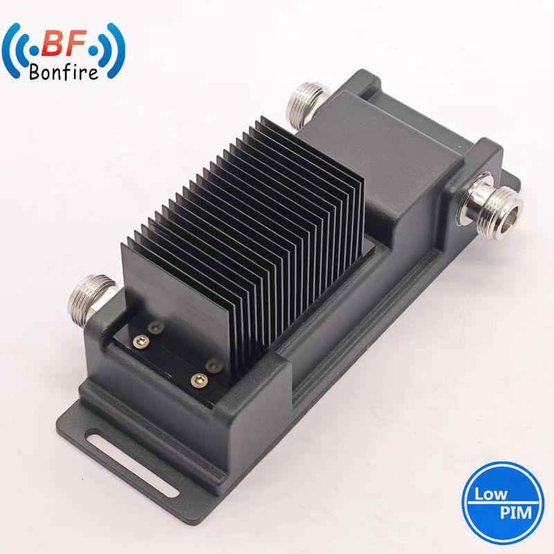 4.3-10-F/DIN-F/N-F Interfaccia 698-3800MHz UHF 2 X1 RF Combinatore o accoppiatore ibrido