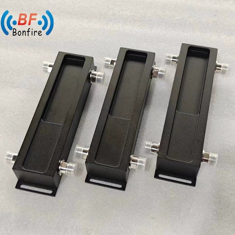 2X2 Hybrid Combiner RF Hybrid Coupler per prodotti 5G 698-3800MHz N femmina