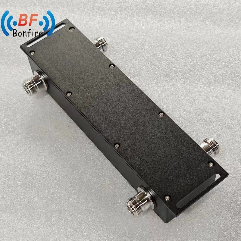 Accoppiatore ibrido passivo RF 2X2 3dB Accoppiatore ibrido 698-3800 MHz per interni/esterni IP65