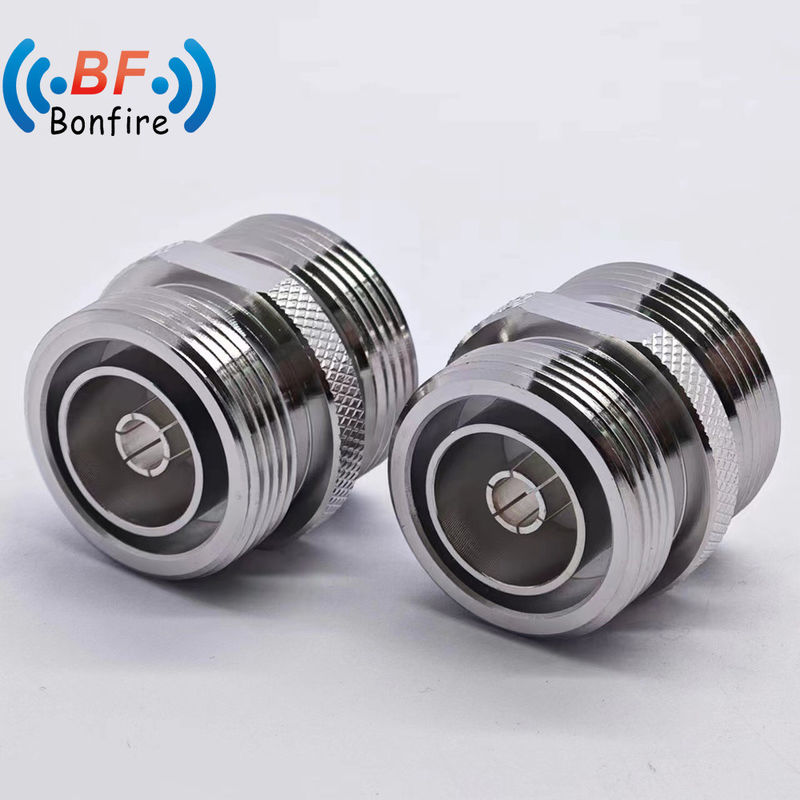 Adattatore RF -155dbc DC-4GHz Low Vswr con tasso di resistenza all'acqua IP 67 N-M a N-M Tipo diretto